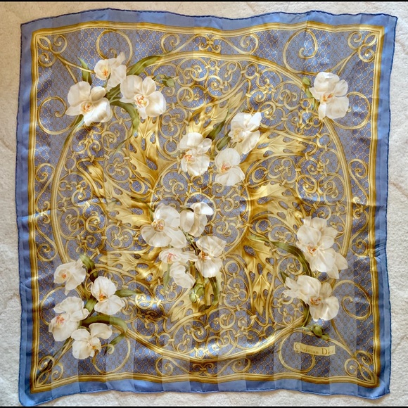 Christian Dior Vintage Silk Scarf. - Picture 3 of 7